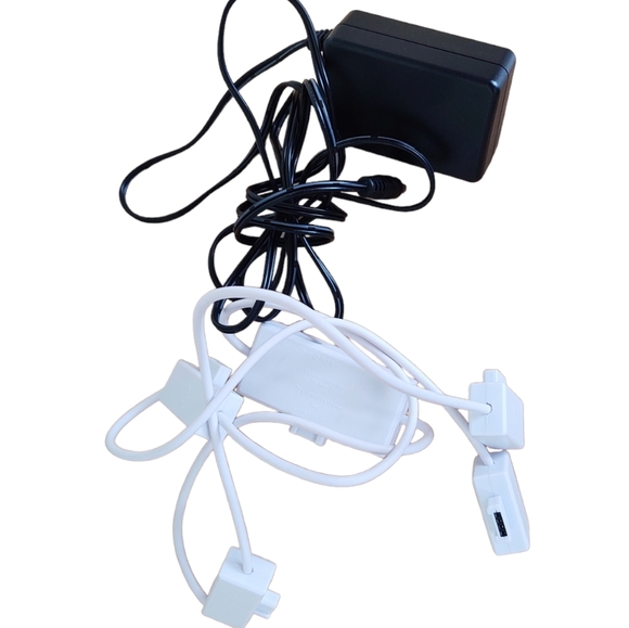 Hallmark XKT1499 Festive Fountains Power Cord by Hallmark Christmas 2014 - Picture 3 of 3